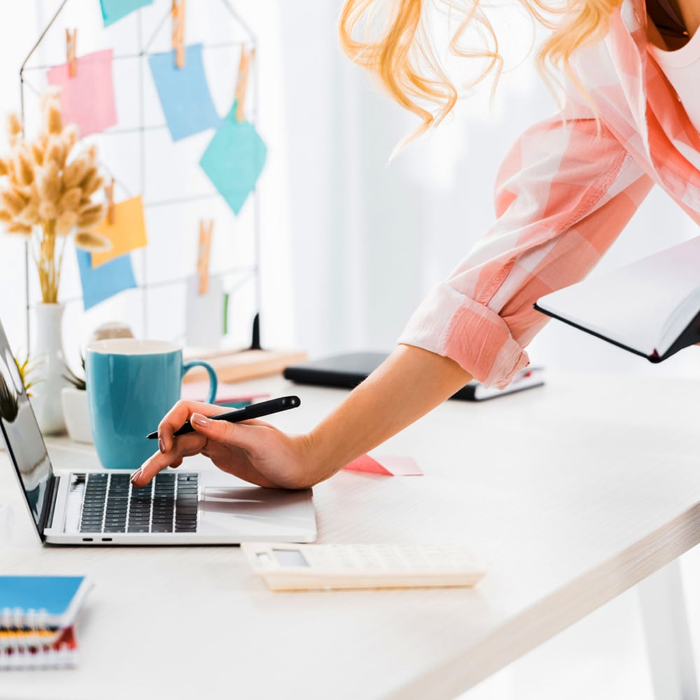 management and marketing software for aesthetics and beauty centers - clinic management - flowww